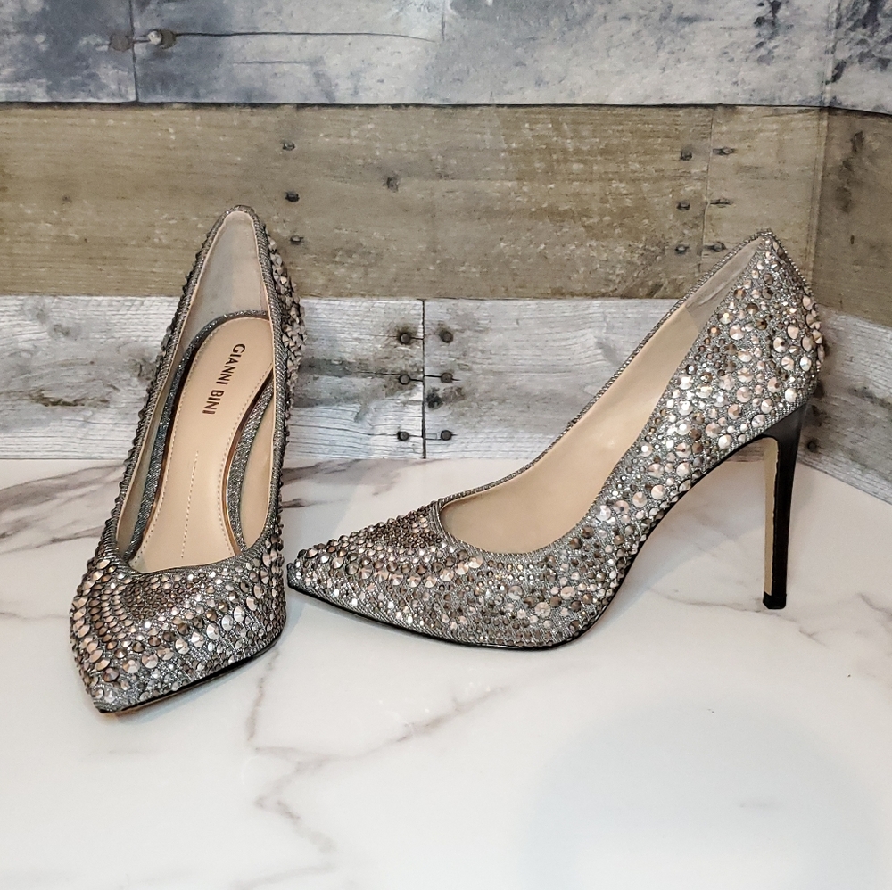 Gianni Bini Bling Sequined High Heel Closed Toe Pumps RARE